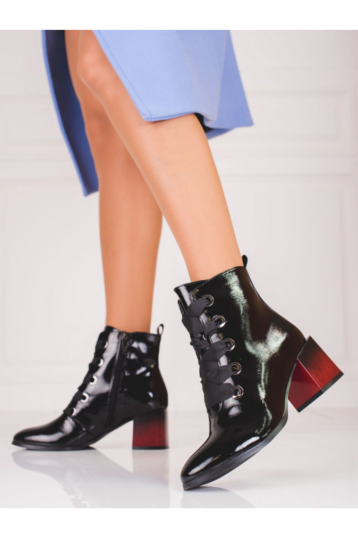 moteriški batai su raišteliais su... moteriški batai su raišteliais su...