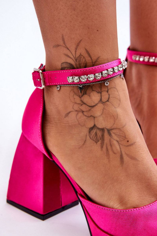 Madingi blizgūs plačiakulniai... Madingi blizgūs plačiakulniai...