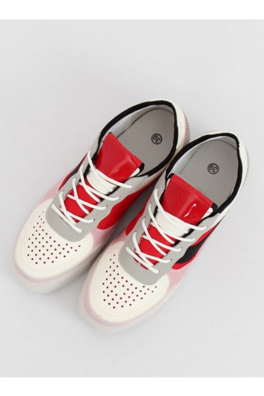 copy of Černé boty ve sportovním...