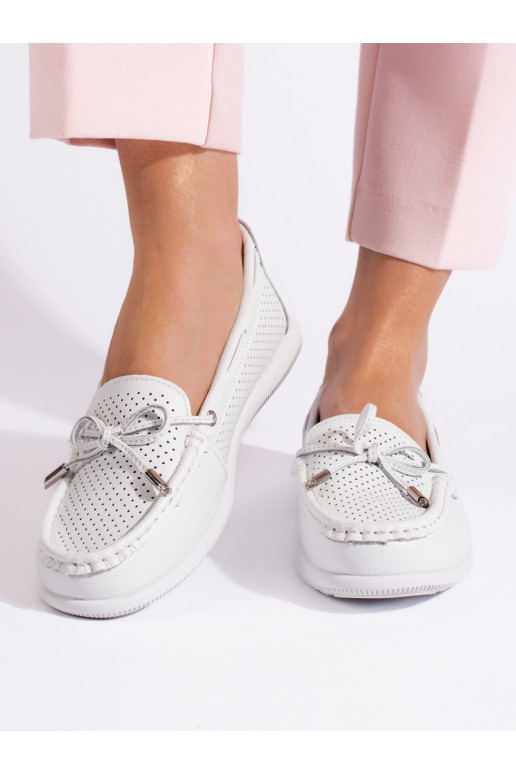 Bílé dámské mokasíny