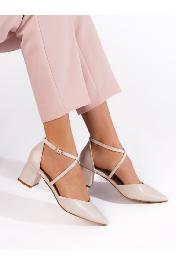 Světle béžové dámské sandály do špičky
