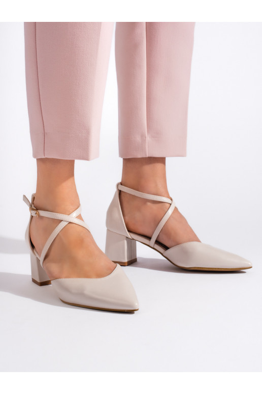 Světle béžové dámské sandály do špičky