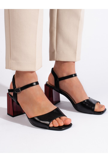 Dámské elegantní černé sandály na sloupku