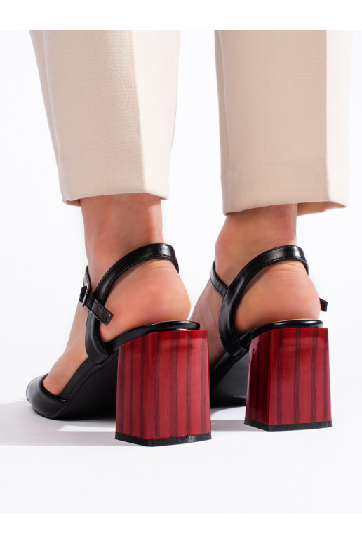 Dámské elegantní černé sandály na sloupku