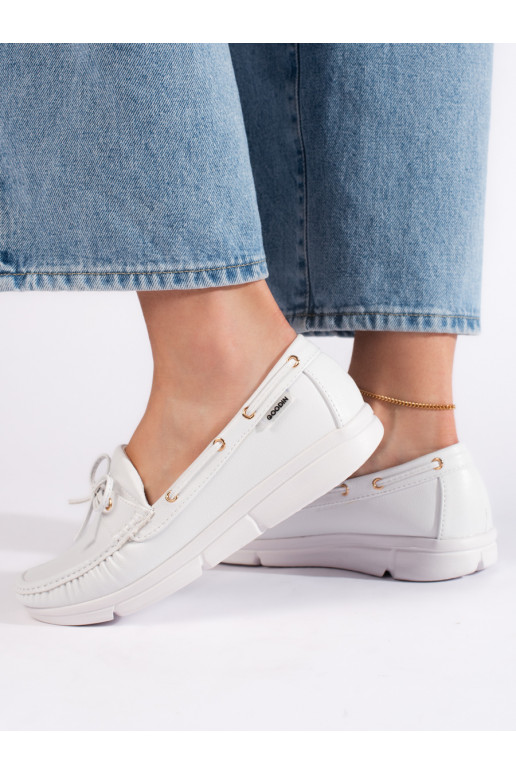 Pohodlné bílé dámské mokasíny