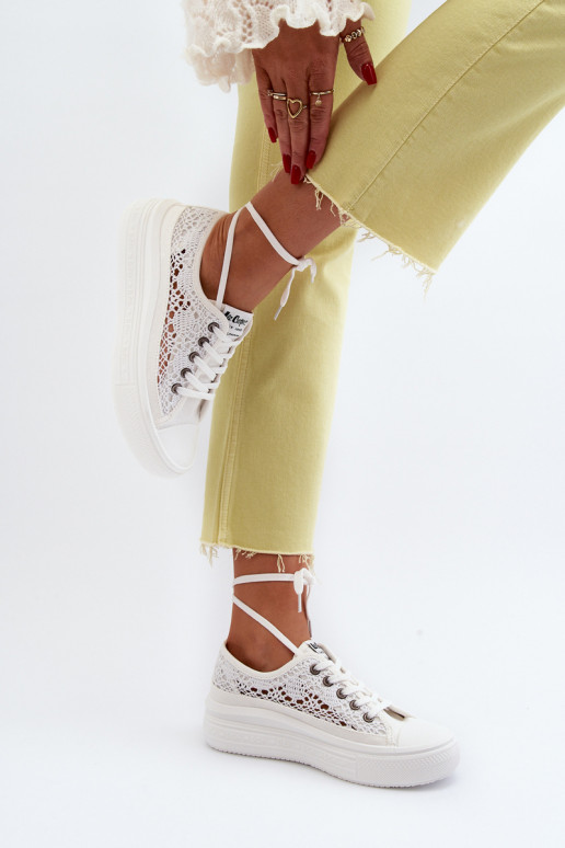 Laisvalaikio bateliai su nėrinių...