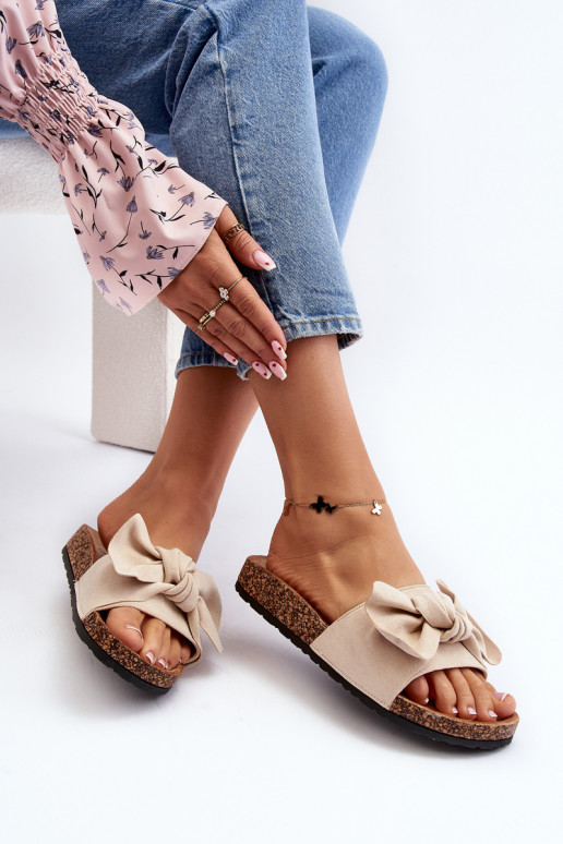 Moteriškos šlepetės su kaspinėliu...