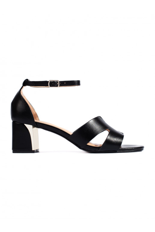Černé dámské sandály na podpatku