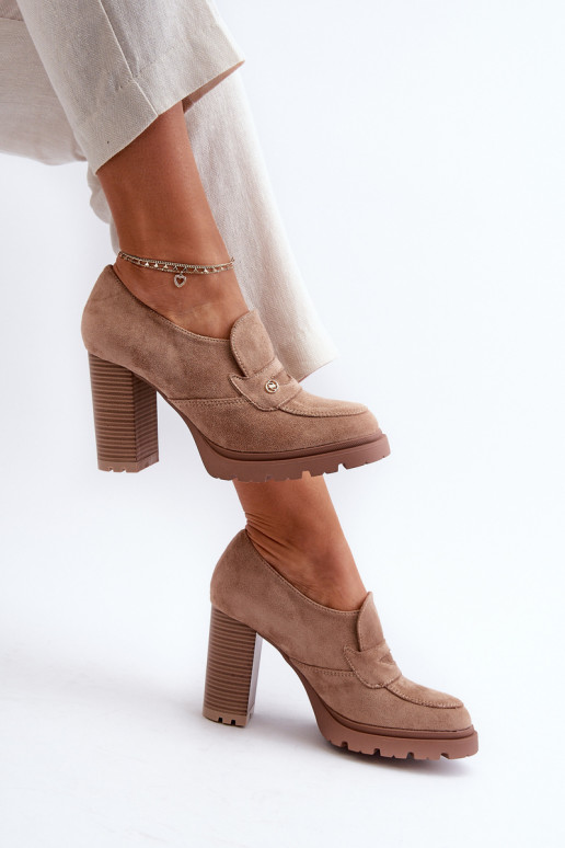 Batai iš eko zomšos su kulniukais...