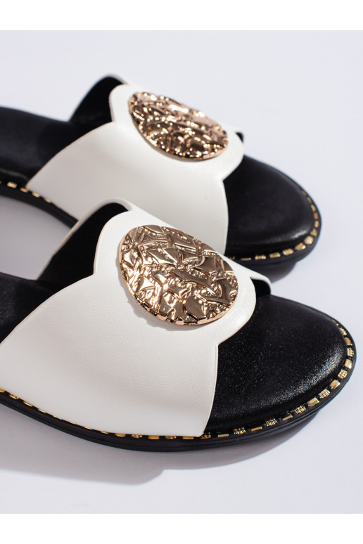 Elegantní béžové dámské nazouváky