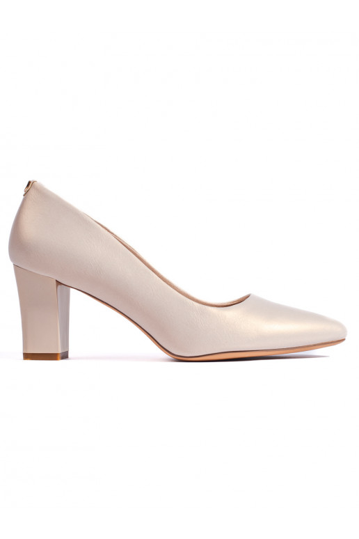 Elegantní béžové lodičky na širokém podpatku