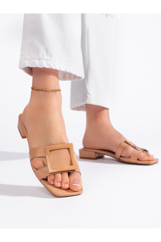 Klasické béžové elegantní dámské nazouváky