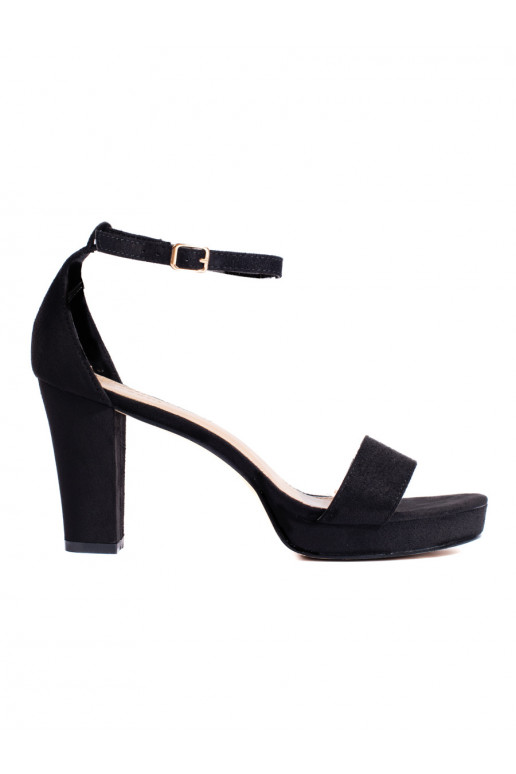 Černé semišové dámské sandály na podpatku