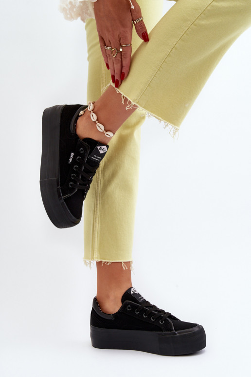 Laisvalaikio bateliai su platforma...