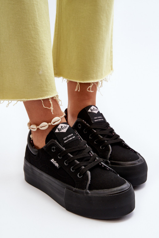 Laisvalaikio bateliai su platforma...