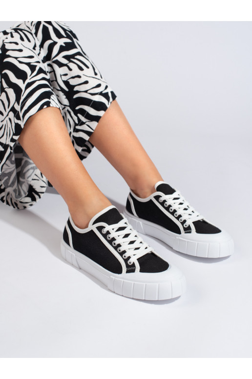 Pohodlné dámské černé tenisky