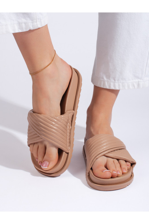 Hnědé ploché dámské nazouváky