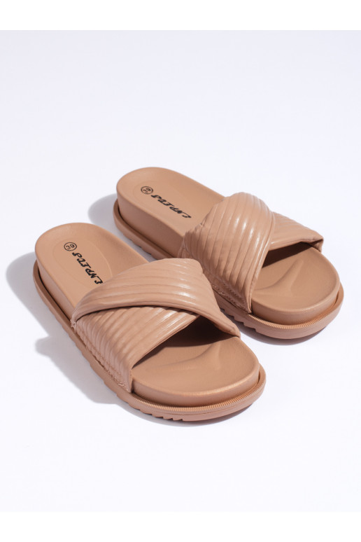 Hnědé ploché dámské nazouváky