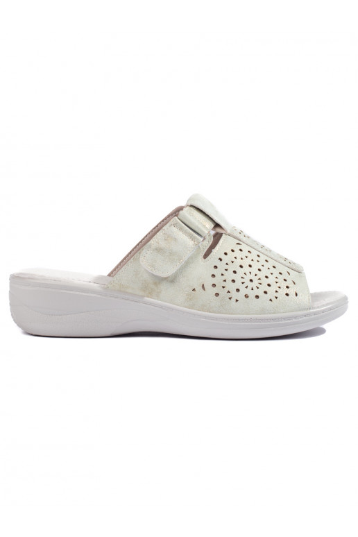 Ažurové olivové dámské sandály na pohodlném klínku