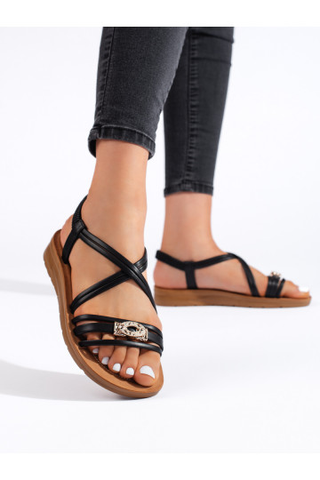 Černé dámské sandály na hrubší podrážce 2