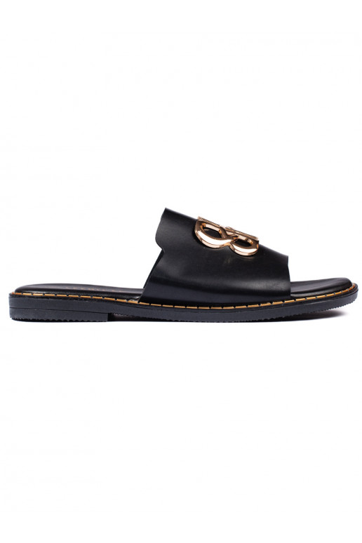 Černé dámské nazouváky s ozdobou