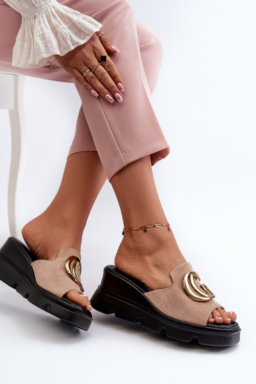 Moteriškos šlepetės smėlio spalvos Iaria Moteriškos šlepetės smėlio spalvos Iaria