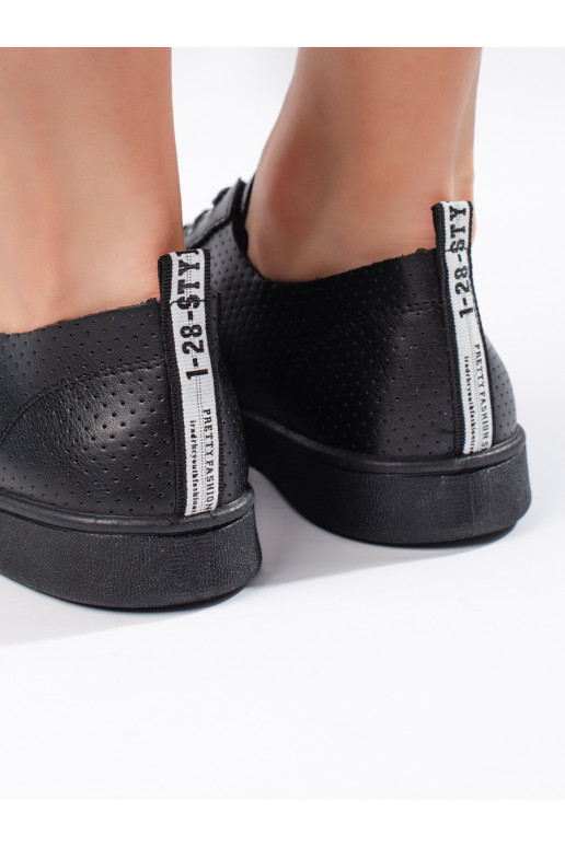 Černé dírkované dámské tenisky