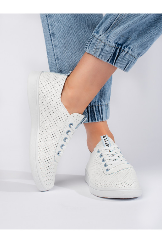 Bílé dírkované dámské tenisky