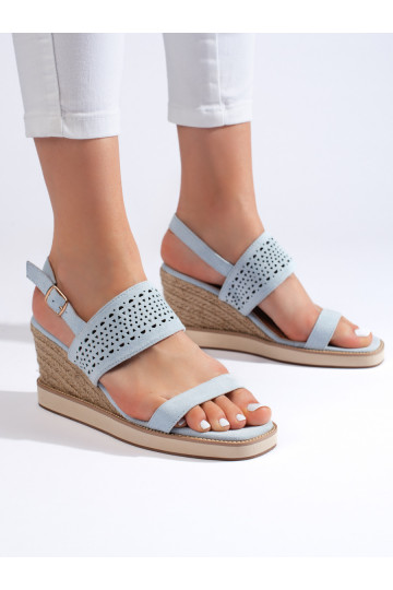 Světle modré dámské sandály na klínku 2