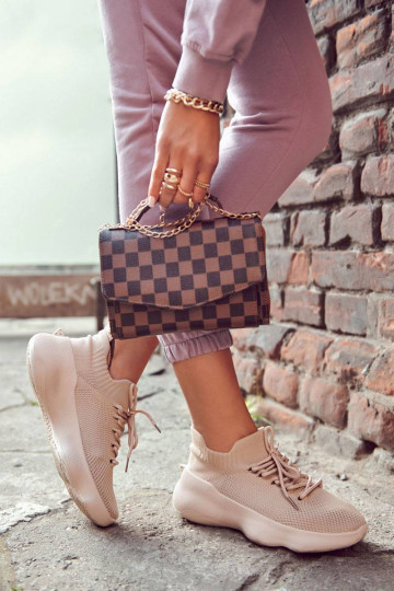 Įsispiriamo modelio... 2