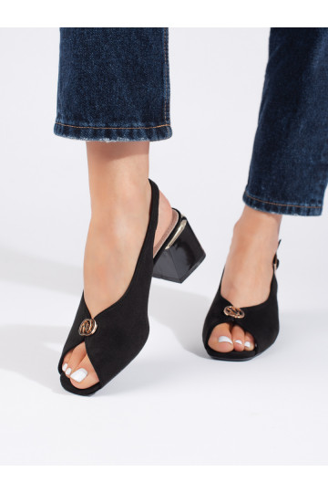 Elegantní černé semišové sandály na vysokém podpatku