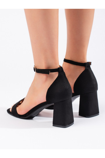 Semišové černé dámské sandály na podpatku 2