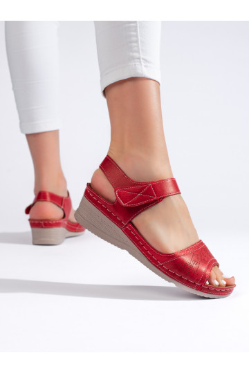 Červené dámské sandály se suchým zipem 2