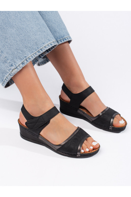 Černé dámské sandály se suchým zipem