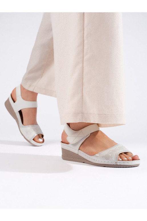 Bílé dámské sandály se suchým zipem