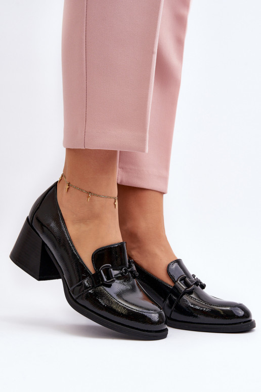 Lakuoti batai su kulniukais juodos...