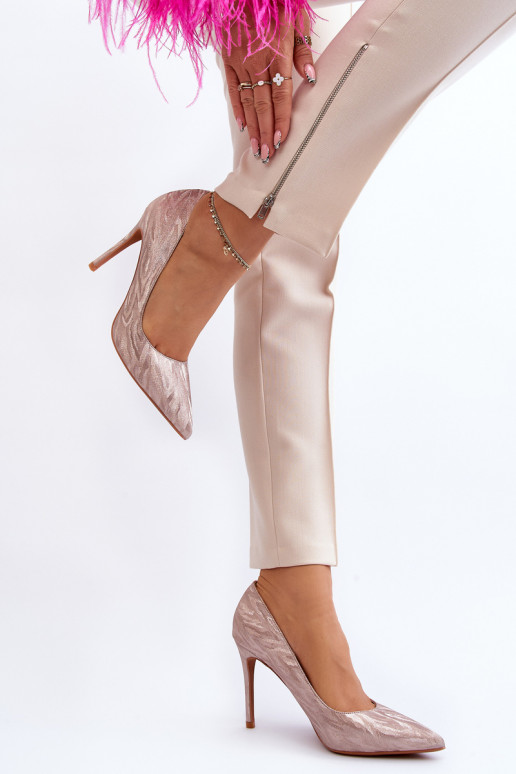 Aukštakulniai bateliai šampano... Aukštakulniai bateliai šampano...