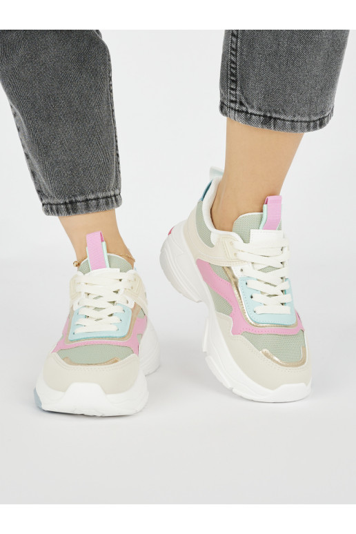 Sportovní dámské boty na hrubé podrážce