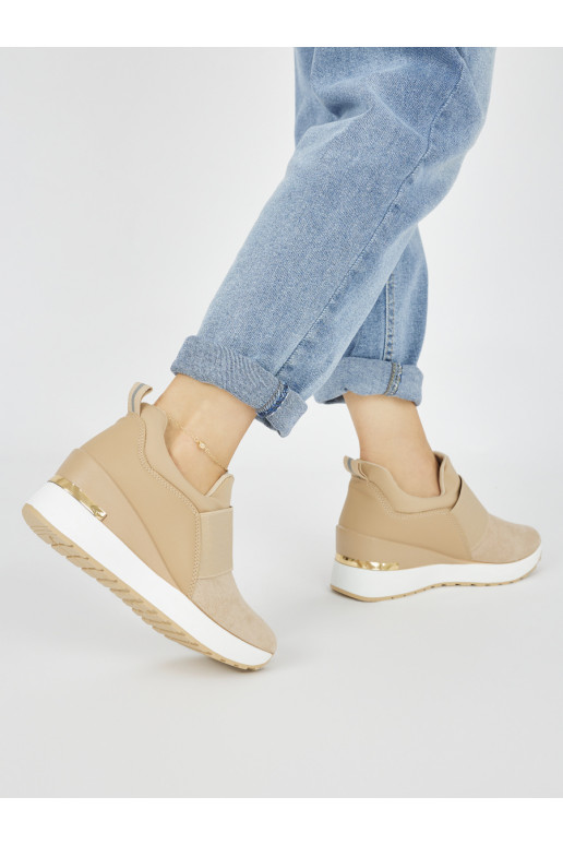 Hnědé dámské sneakersy na klínku