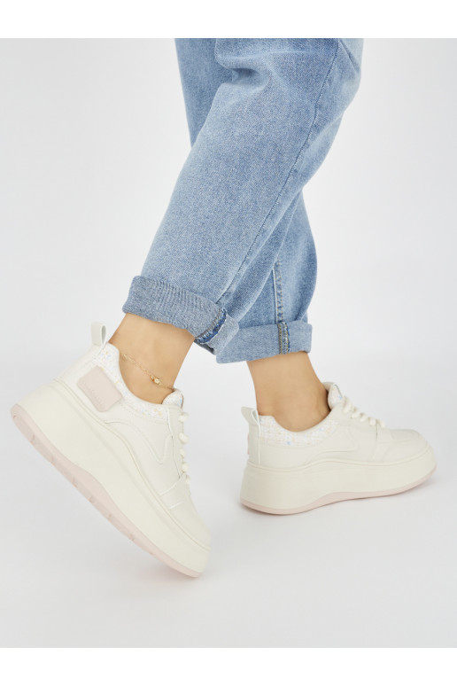 Dámské krémové sneakersy na hrubé podrážce