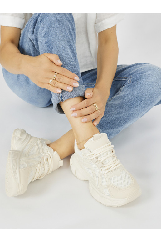 Béžové sneakersy na hrubé podrážce