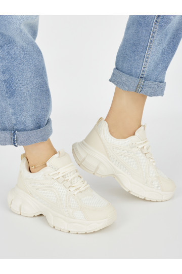 Béžové sneakersy na hrubé podrážce 2