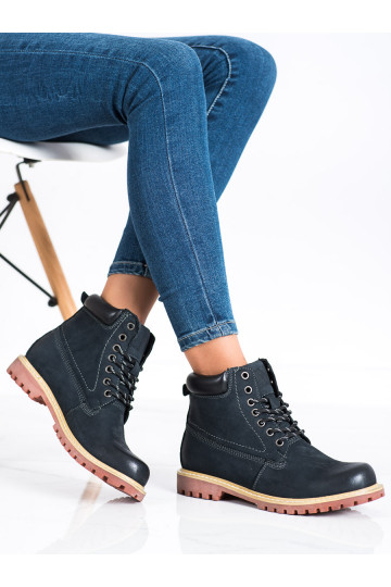 CASUALOVÉ TRAPERKY 2