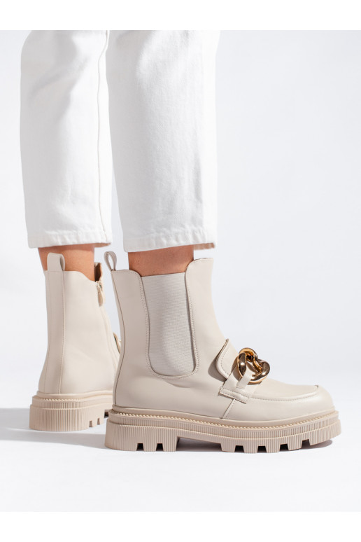 WORKERY NA PLATFORMĚ