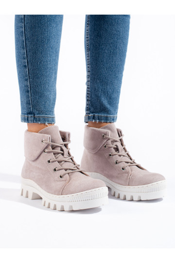 Fialové traperky S.Barski