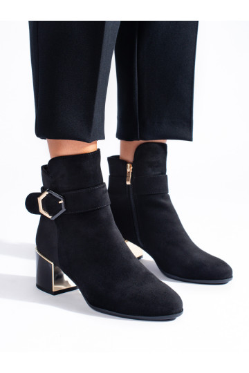 Elegantní dámské kotníkové boty na nízkém podpatku z eko semiše 2