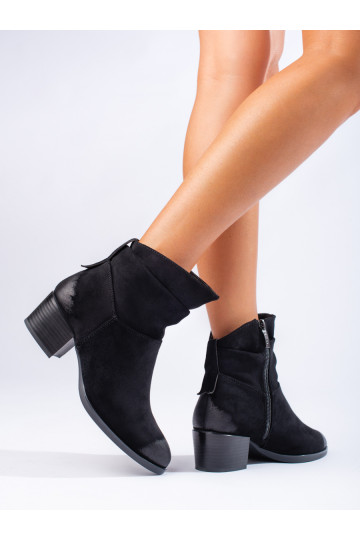 Nazouvací kotníkové dámské boty Potocki černé