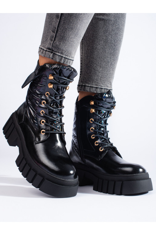 Černé dámské workery se silnou podrážkou