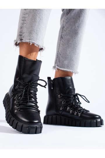 Černé zateplené dámské kozačky na platformě Potocki 2