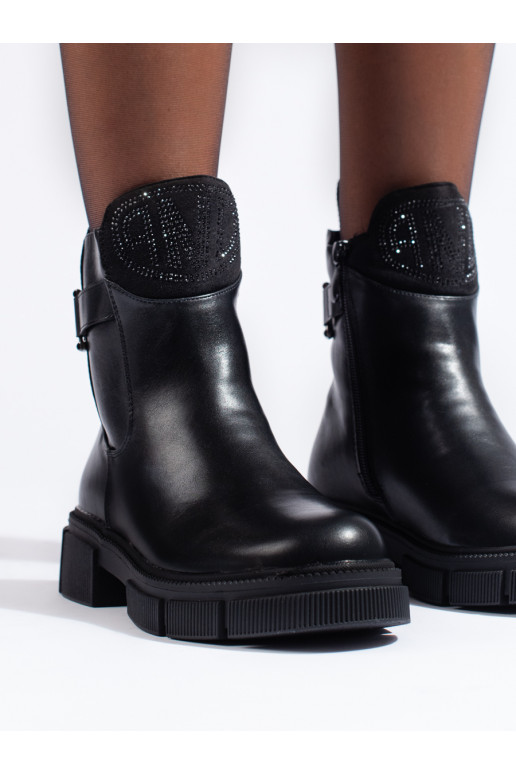 Černé dámské kotníkové boty na platformě